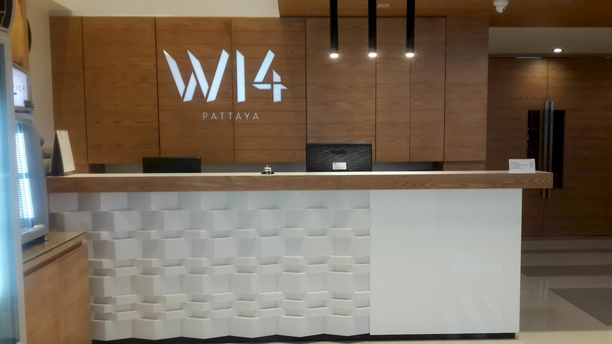 W14 Pattaya Hotel Exterior foto